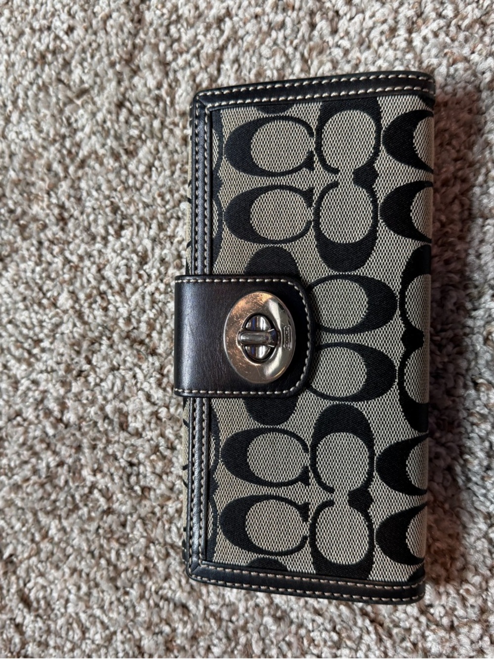 Coach Signature Canvas Turnlock Wallet
